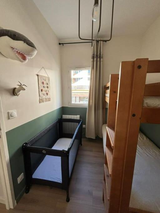 Appartement 3 Pieces, Spacieux En Plein Centre เลส์เดอซาลป์ ภายนอก รูปภาพ