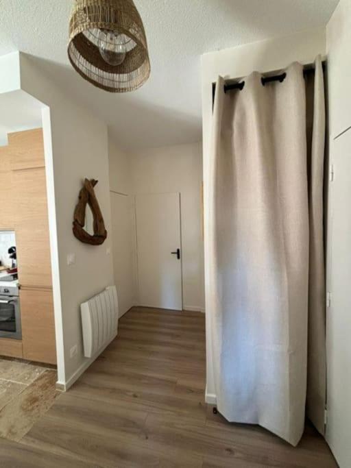 Appartement 3 Pieces, Spacieux En Plein Centre เลส์เดอซาลป์ ภายนอก รูปภาพ